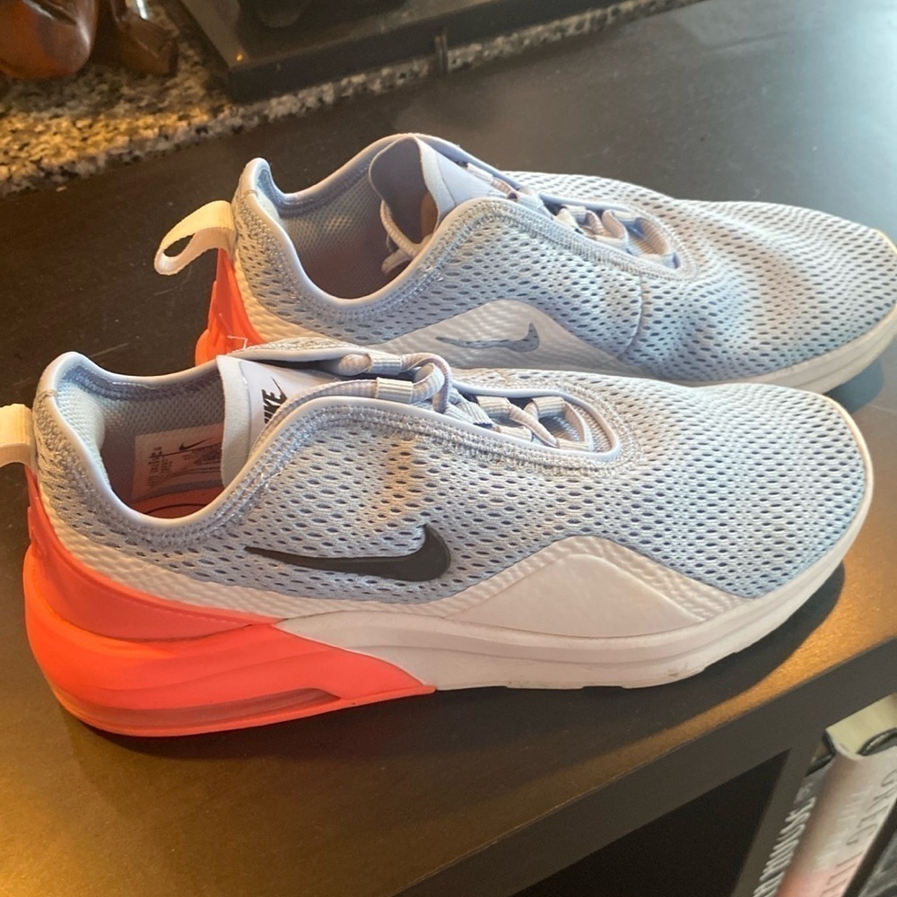 Nike airmax size 9.5